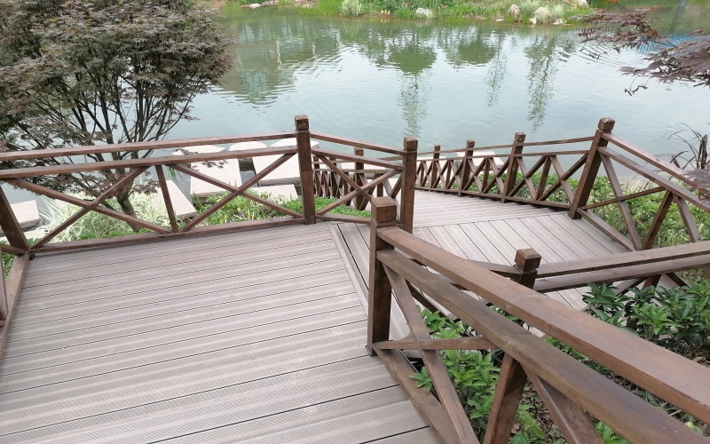 成都金堂塑木地板景區棧道